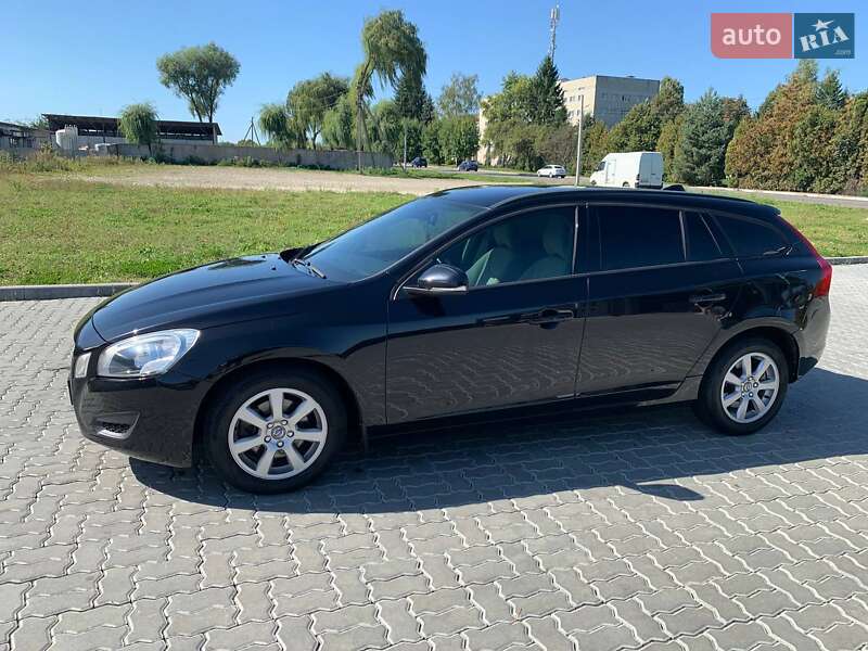 Универсал Volvo V60 2011 в Дрогобыче