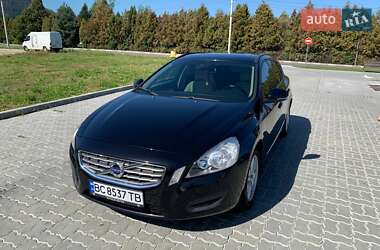 Универсал Volvo V60 2011 в Дрогобыче