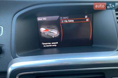 Универсал Volvo V60 2011 в 