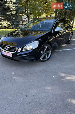 Универсал Volvo V60 2011 в 