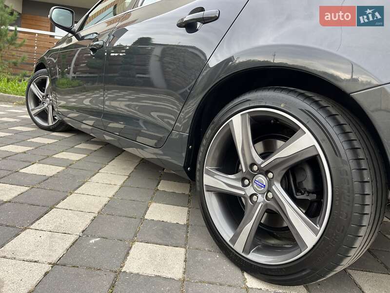 Универсал Volvo V60 2012 в Стрые