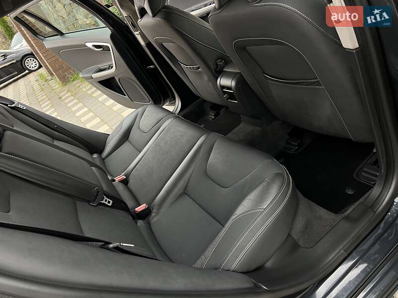 Универсал Volvo V60 2012 в Стрые