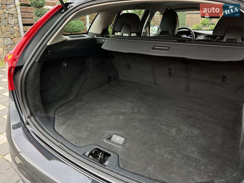 Универсал Volvo V60 2012 в Стрые