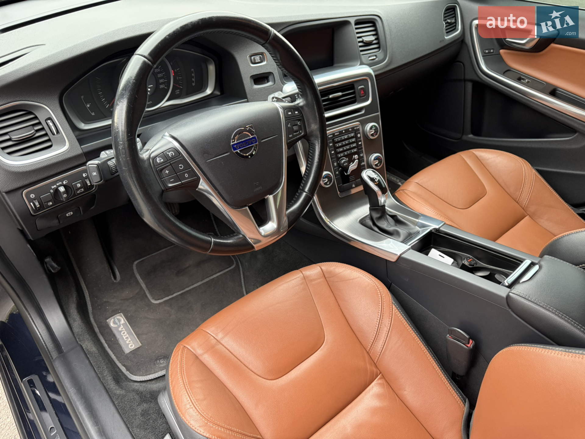 2015 Volvo V60 - мініатюра 18