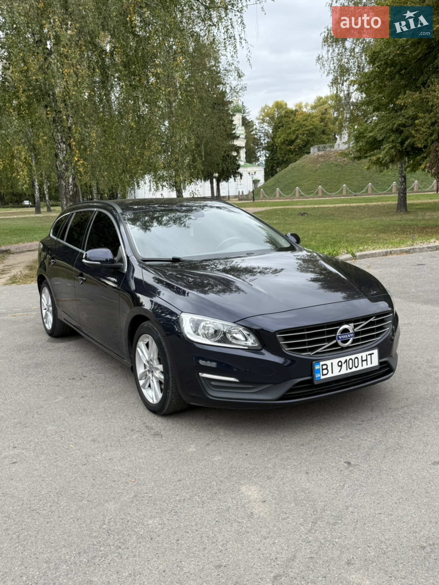 2015 Volvo V60 - фото 1