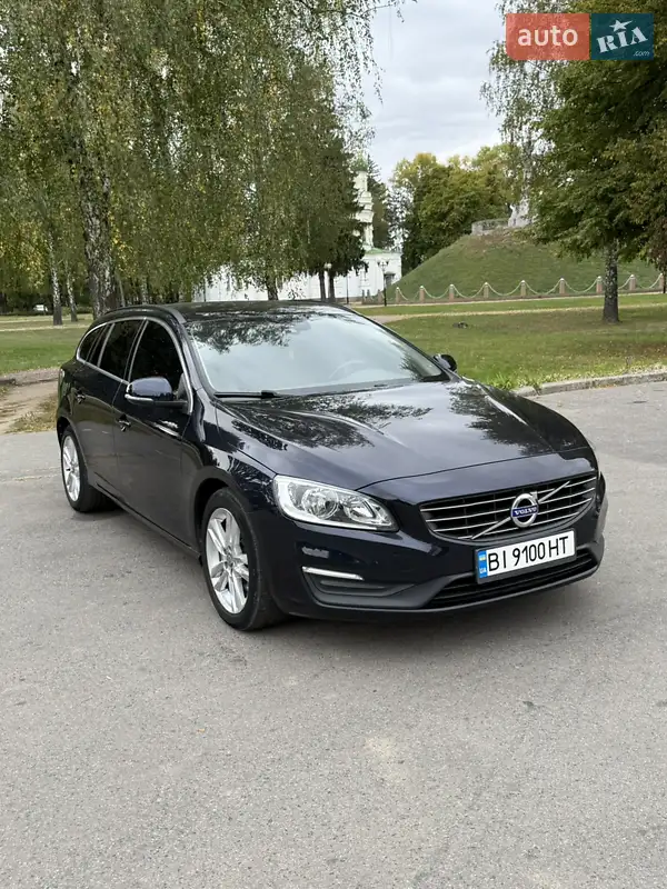 Volvo V60 2015