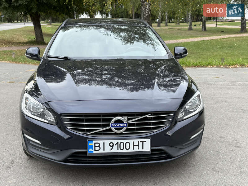 Универсал Volvo V60 2015 в Полтаве