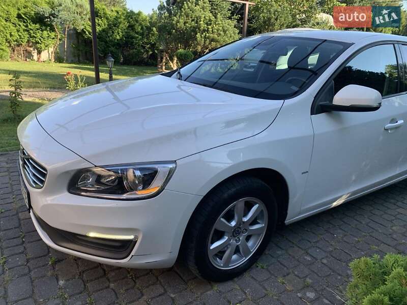 Универсал Volvo V60 2014 в Львове