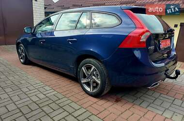Универсал Volvo V60 2014 в 