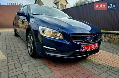 Volvo V60 2014