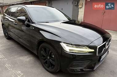 Универсал Volvo V60 2019 в 