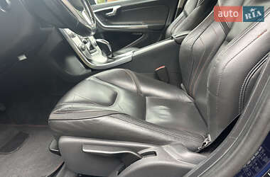 Универсал Volvo V60 2014 в 