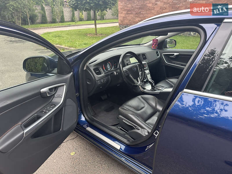 Универсал Volvo V60 2014 в Ровно