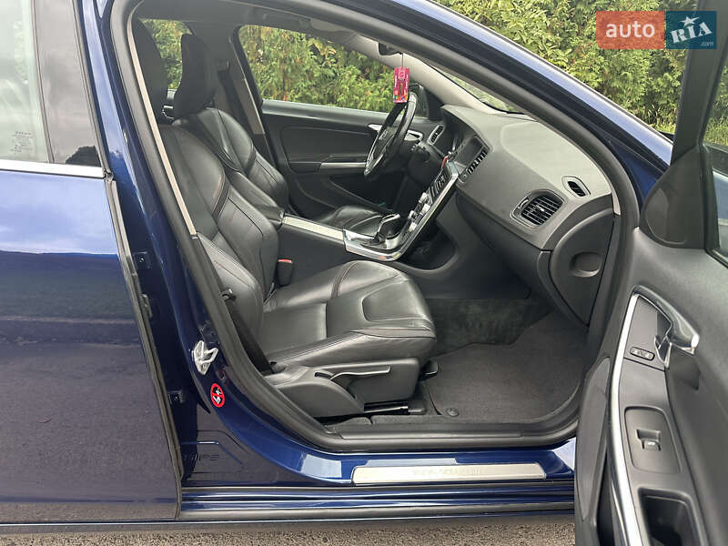 Универсал Volvo V60 2014 в Ровно