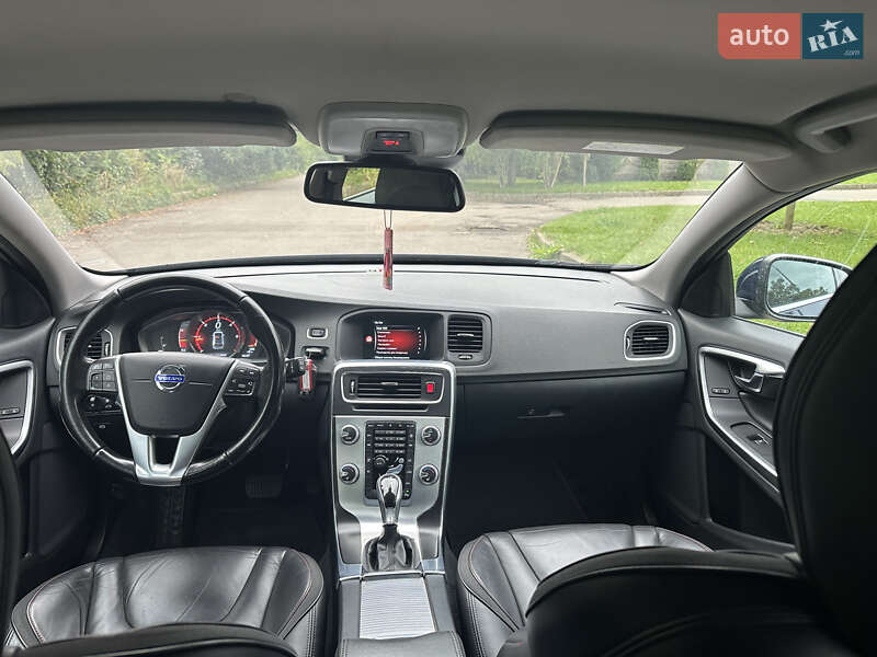 Универсал Volvo V60 2014 в Ровно