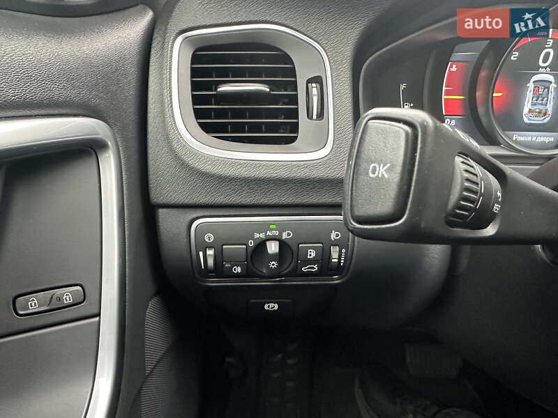 Универсал Volvo V60 2014 в Ровно