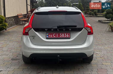 Универсал Volvo V60 2012 в 