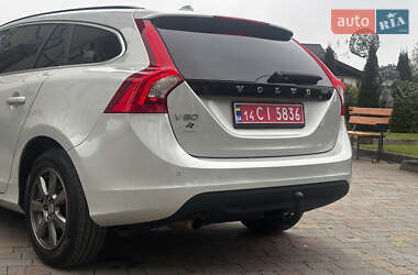 Универсал Volvo V60 2012 в 