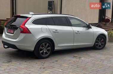 Универсал Volvo V60 2012 в 