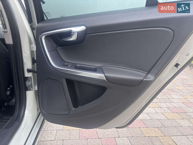 Универсал Volvo V60 2012 в Стрые