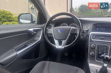 Универсал Volvo V60 2012 в 