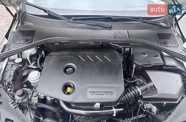 Универсал Volvo V60 2012 в 
