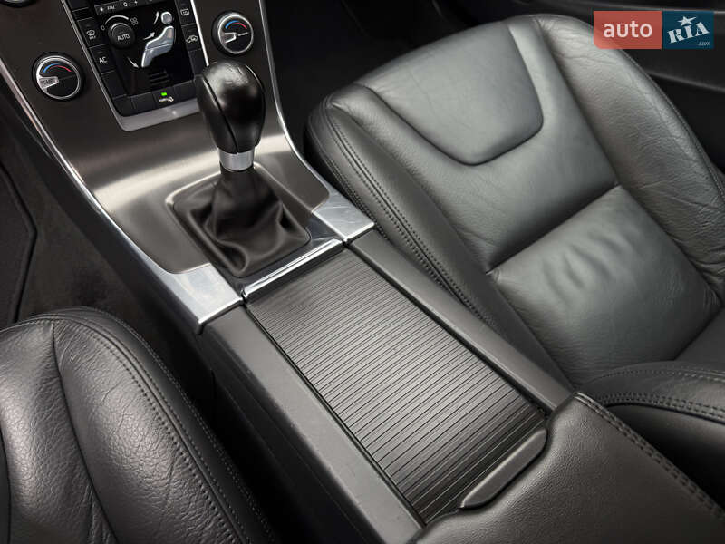 Универсал Volvo V60 2011 в Стрые