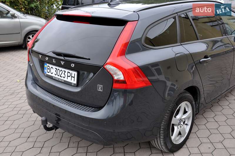 Универсал Volvo V60 2015 в Львове