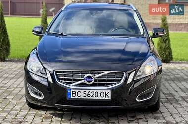 Универсал Volvo V60 2010 в 
