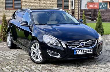 Универсал Volvo V60 2010 в 