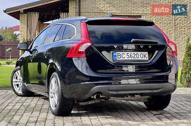 Универсал Volvo V60 2010 в 