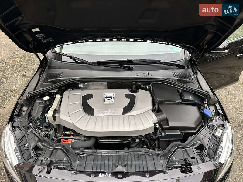 Универсал Volvo V60 2014 в Черновцах