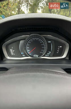 Универсал Volvo V60 2014 в 