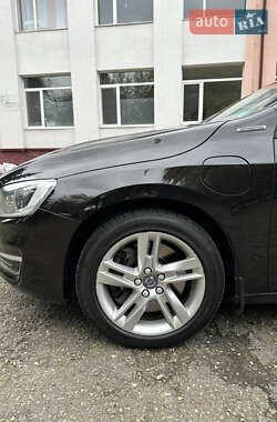 Универсал Volvo V60 2014 в 