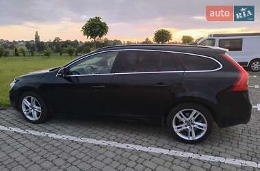 Универсал Volvo V60 2013 в 