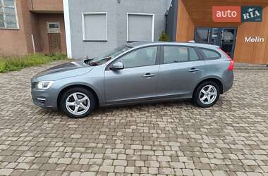 Универсал Volvo V60 2017 в 