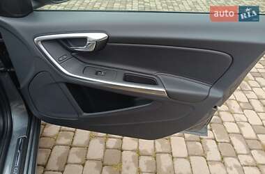 Универсал Volvo V60 2017 в 