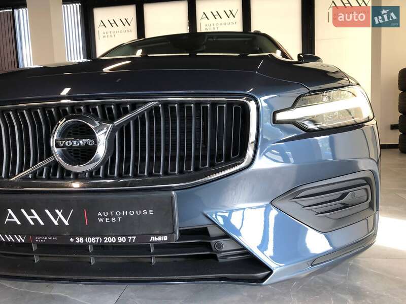 Универсал Volvo V60 2021 в Львове