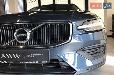 Универсал Volvo V60 2021 в 
