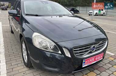 Volvo V60 2013 Volvo V60 2013