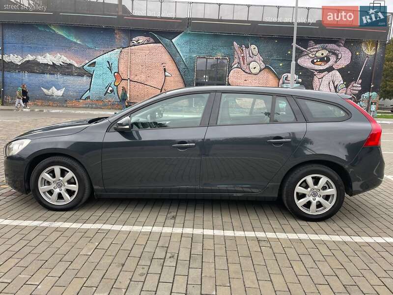 Універсал Volvo V60 2013 в Луцьку