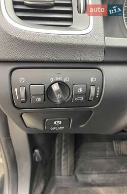 Універсал Volvo V60 2013 в 