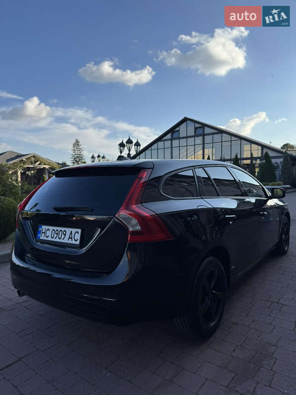 Универсал Volvo V60 2014 в Моршине