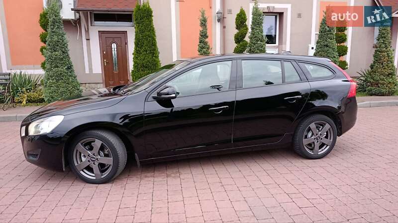 Универсал Volvo V60 2012 в Стрые