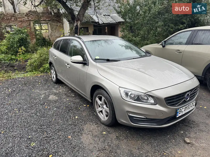 Volvo V60 2015