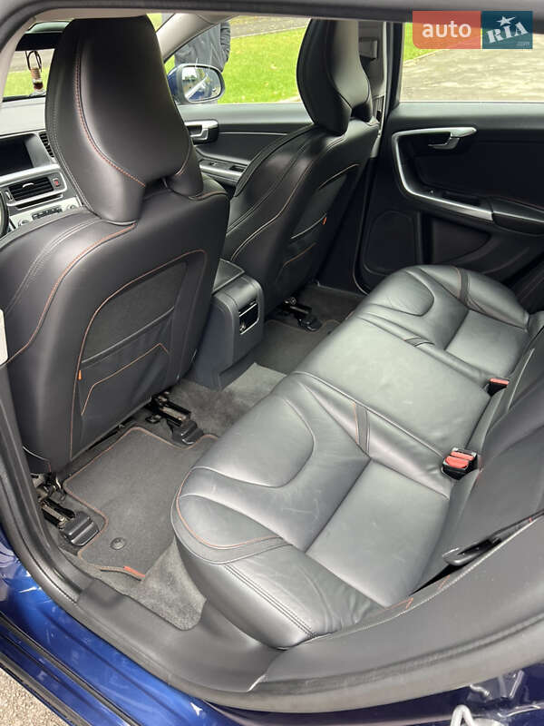 Универсал Volvo V60 2016 в Луцке