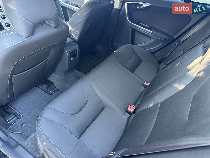 Универсал Volvo V60 2013 в Стрые