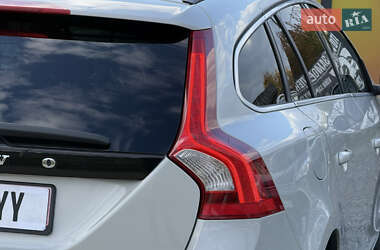 Универсал Volvo V60 2011 в 