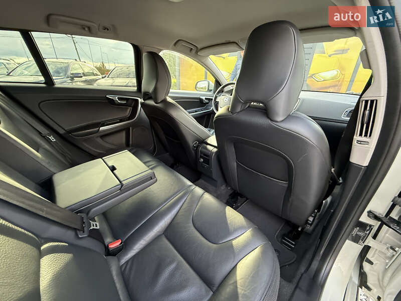 Универсал Volvo V60 2011 в Стрые