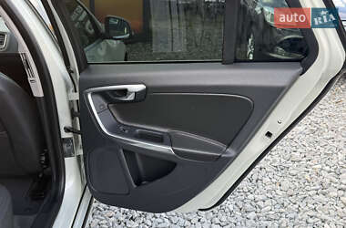 Универсал Volvo V60 2011 в 